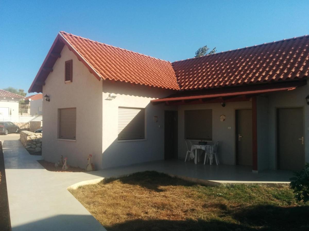 נוריות בגלבוע 1 Villa Nurit Exteriör bild