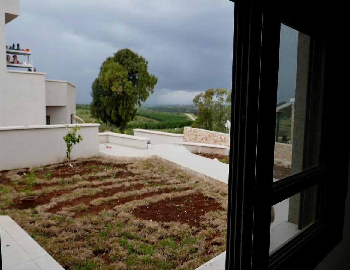 נוריות בגלבוע 1 Villa Nurit Exteriör bild