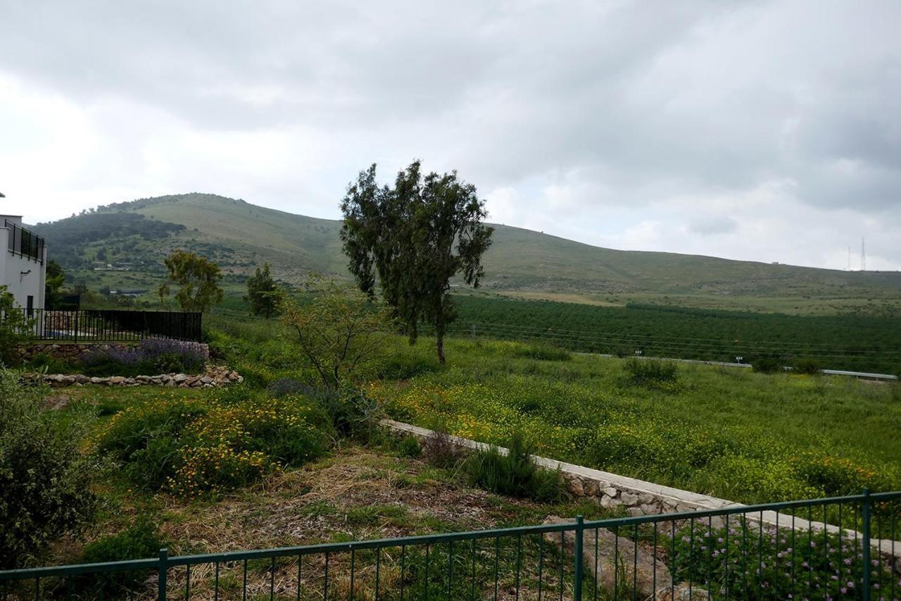 נוריות בגלבוע 1 Villa Nurit Exteriör bild