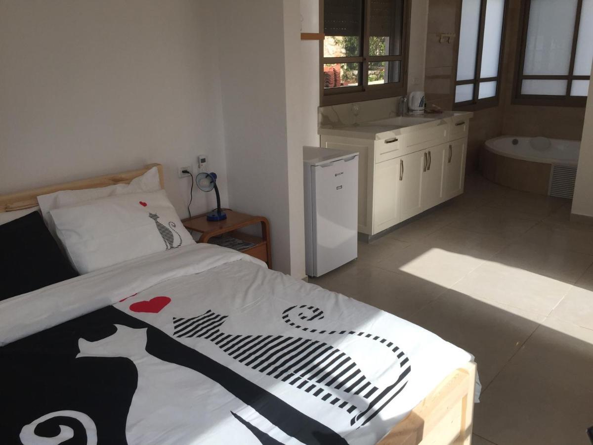 נוריות בגלבוע 1 Villa Nurit Exteriör bild